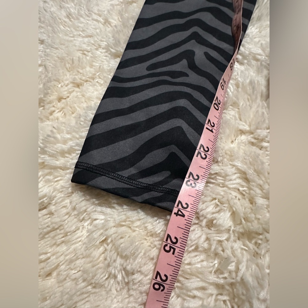 Women's Black Zebra Print High-Waist Leggings - Picture 7 of 7
